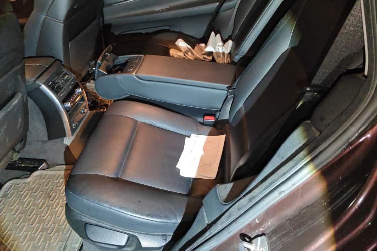 Used BMW 5 Series GT 2010 535i Leading Model Left Rear Seat