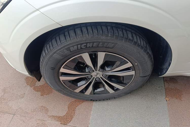 Used Volvo XC60 2023 B5 4x4 Smart Luxury Edition
