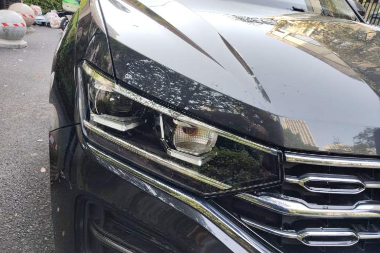 Used Volkswagen Tayron 2019 330TSI Two-Wheel-Drive Luxury Version China V Emission Standard
