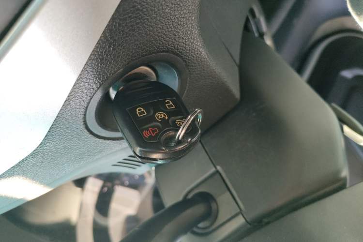 Used Ford Explorer 2013 3.5L Deluxe Model Vehicle Key