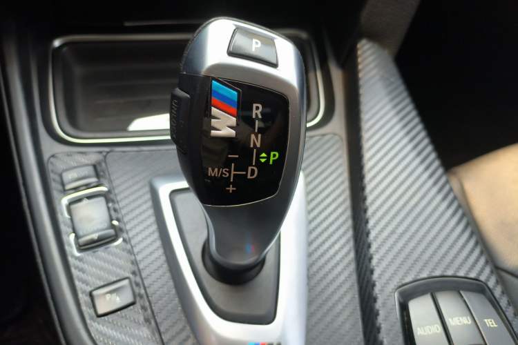 Used BMW 3 Series 2013 320Li Fashion Model Gear Lever