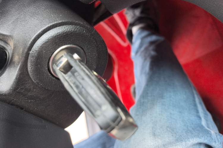 Used Chevrolet Cavalier 2019 320 Automatic Enjoyment with Sunroof Vehicle Key