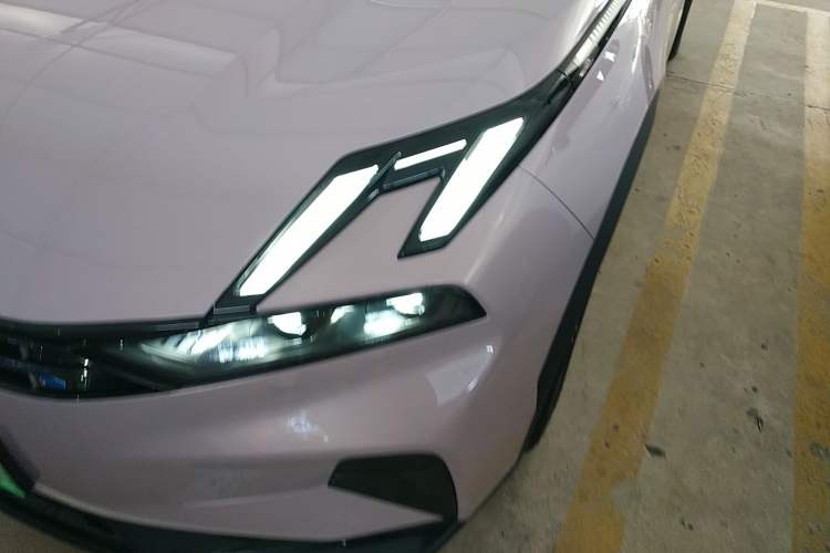 Used Lynk & Co 06 EM-P 2023 EM-P 126 Long-Range Halo