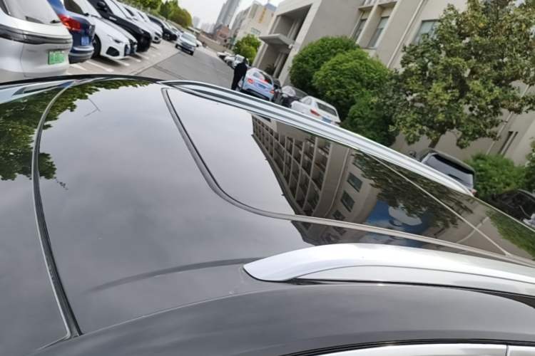 Used Buick Envision 2022 Encore S 552T Two-Wheel-Drive Luxury Model Roof