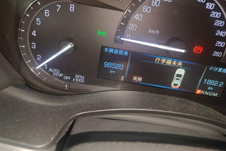 Used Cadillac ATS-L 2017 28T Fashion Edition Odometer Close Up