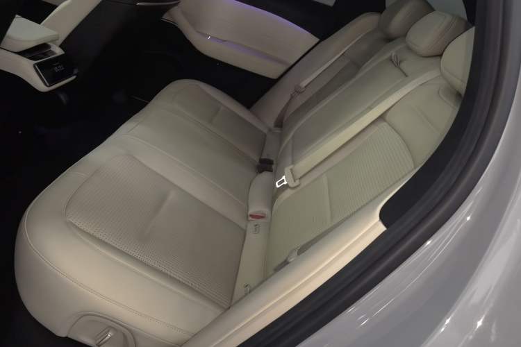 Used Nio ES6 2023 75 kWh