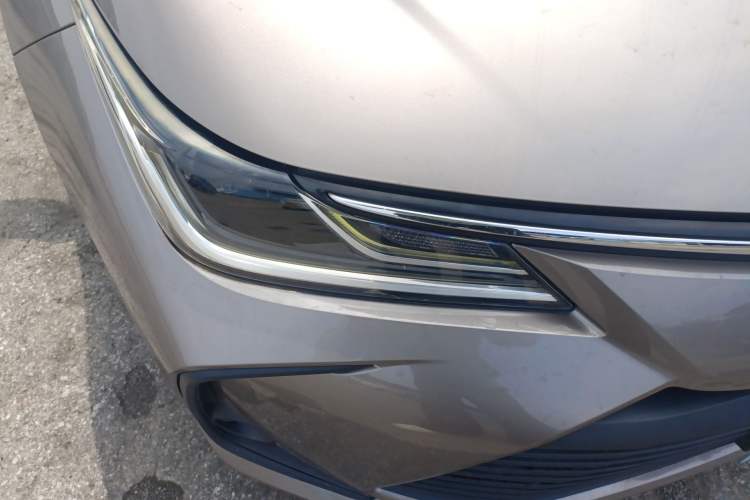 Used Toyota Corolla 2021 TNGA 1.5L CVT Pioneer Edition Right Front Headlight