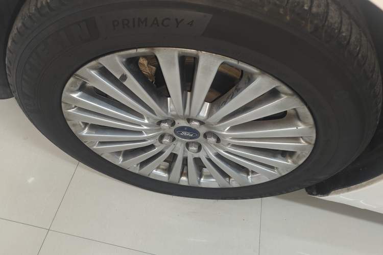 Used Ford Taurus 2015 EcoBoost 245 Luxury Model