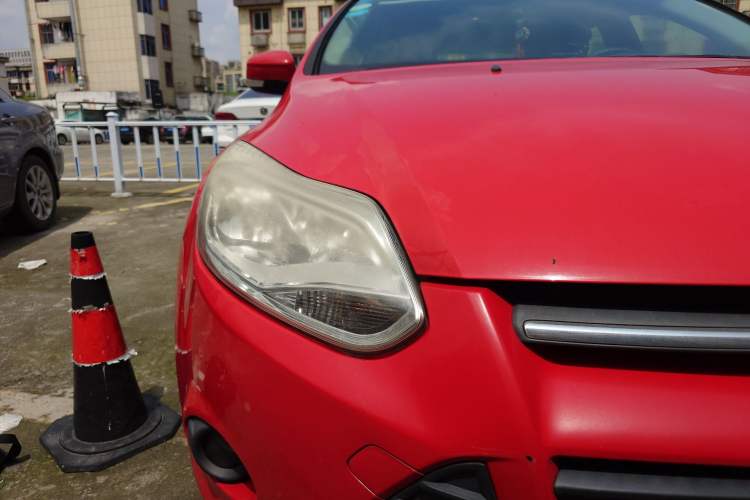 Used Ford Focus 2012 Hatchback 1.6L Automatic Fashion Edition
