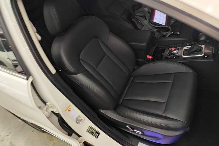 Used Haval H6 Coupe 2015 Blue Label 2.0T Automatic Two-Wheel Drive Elite Model