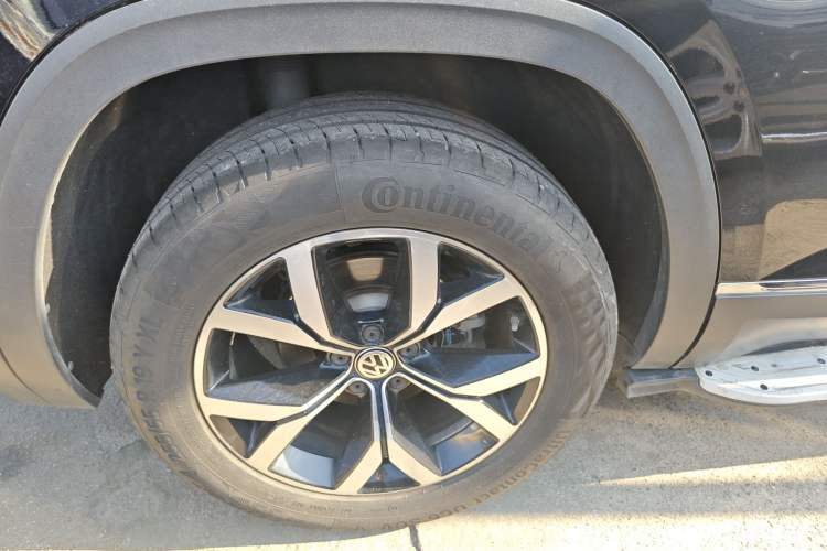 Used Volkswagen Teramont 2020 Revised Version 530 V6 Four-Wheel Drive Luxury Edition
