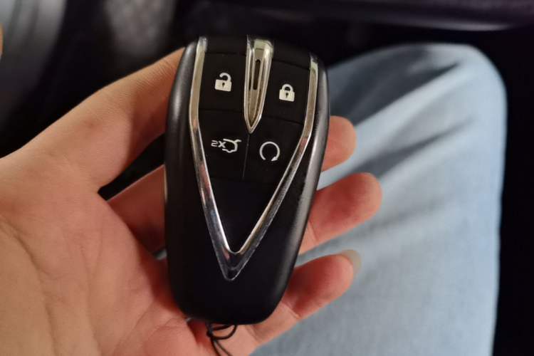 Used CHANGAN OSHAN X5 2021 1.5T DCT Prestige Edition Vehicle Key