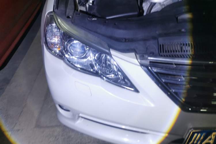 Used Toyota Reiz 2010 2.5V Fengdu Elite Edition Right Front Headlight