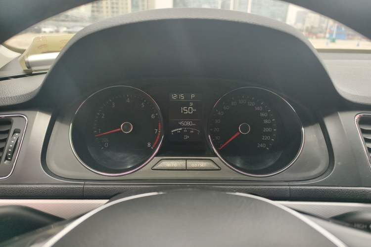 Used Volkswagen Gran Lavida 2017 180TSI DSG Comfort Edition Instrument Cluster