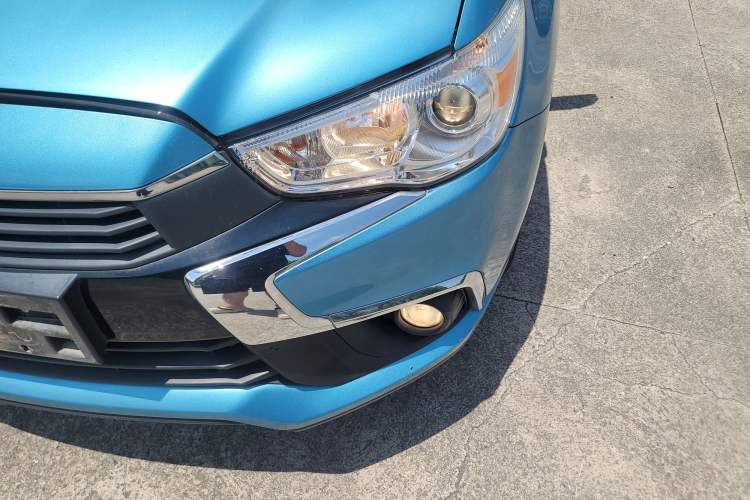 Used Mitsubishi ASX 2016 1.6L Manual Two-Wheel Drive Pioneer Edition
