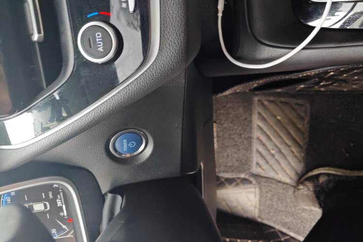 Used Toyota Levin 2023 Smart Electric Hybrid Dual-Engine 1.8L Leading Edition Vehicle Key