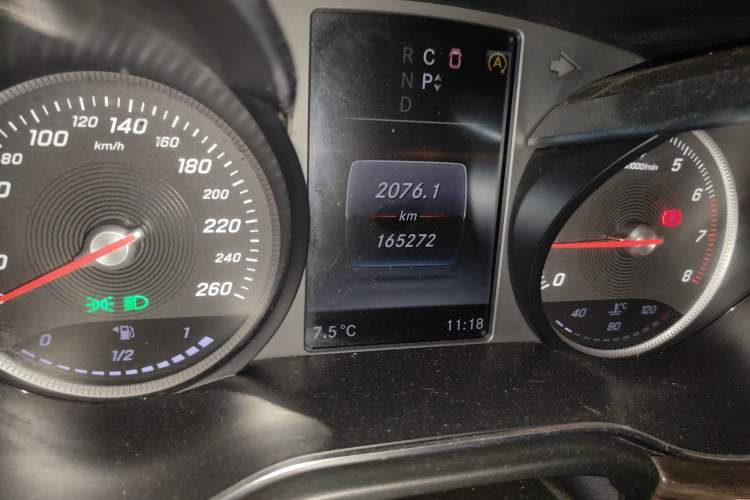 Used Mercedes-Benz V-Class 2016 V 260 Avantgarde Edition