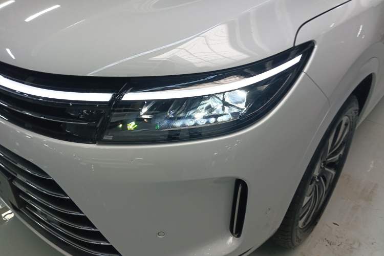 Used Hima AITO M7 2022 1.5T Four-Wheel Drive Luxury Edition
