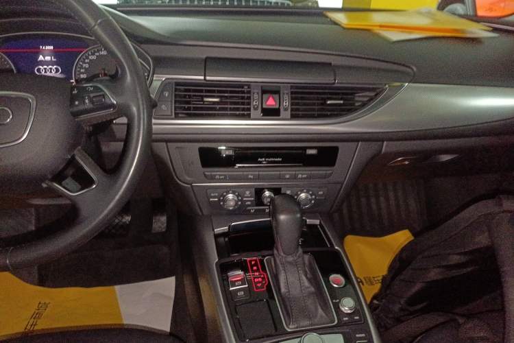 Used Audi A6L 2018 30th Anniversary Edition 35 TFSI Fashion Model