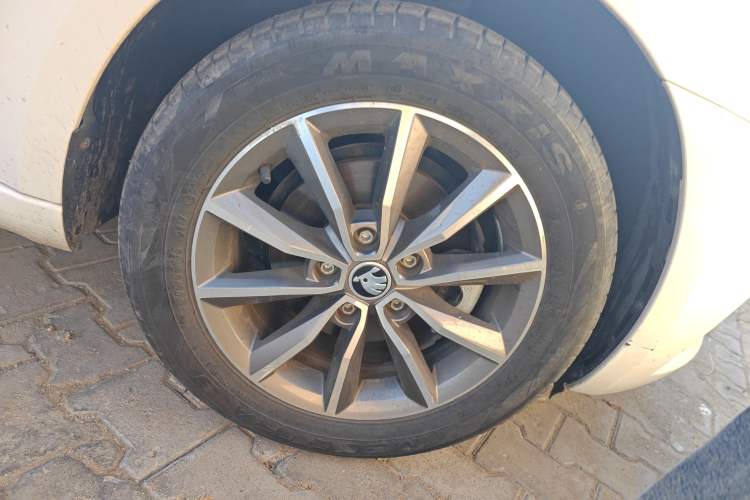 Used Skoda Octavia 2021 1.5L Automatic Comfort Edition
