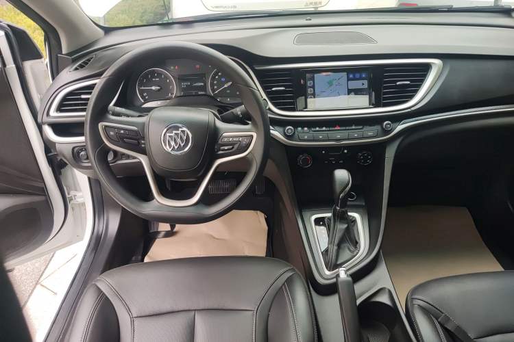 Used Buick GT 2021 Revised Version Flagship 1.5L Automatic Elite Edition Audio And AC Panel