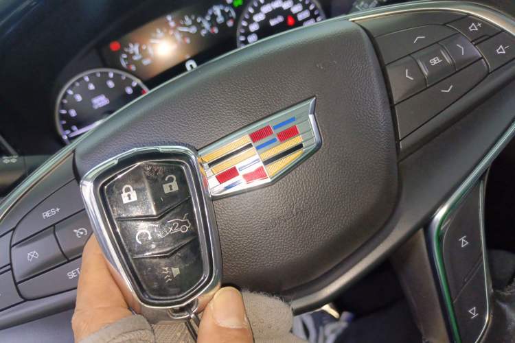 Used Cadillac XT5 2018 25T Luxury Model