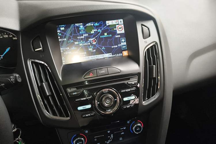 Used Ford Focus 2015 Hatchback 1.6L Automatic Fashion Edition