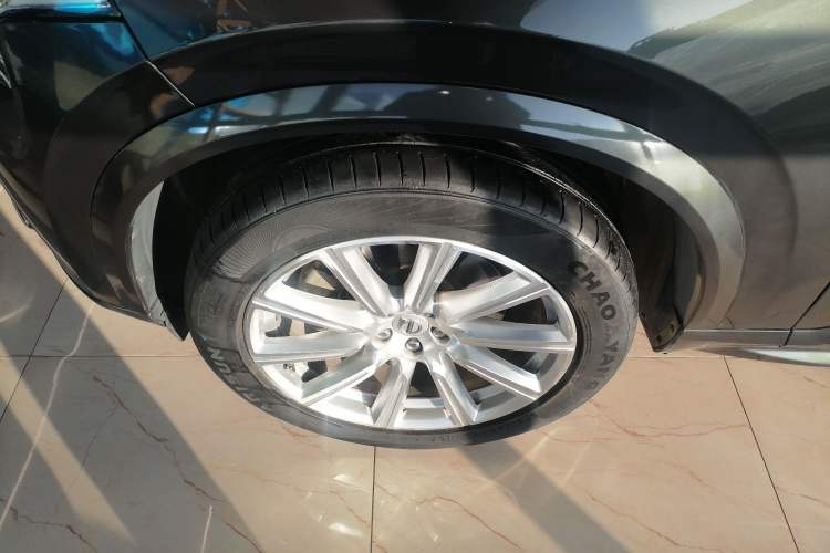 Used Volvo XC90 2019 T5 Zhiyi Edition 5-Seater China VI Standard
