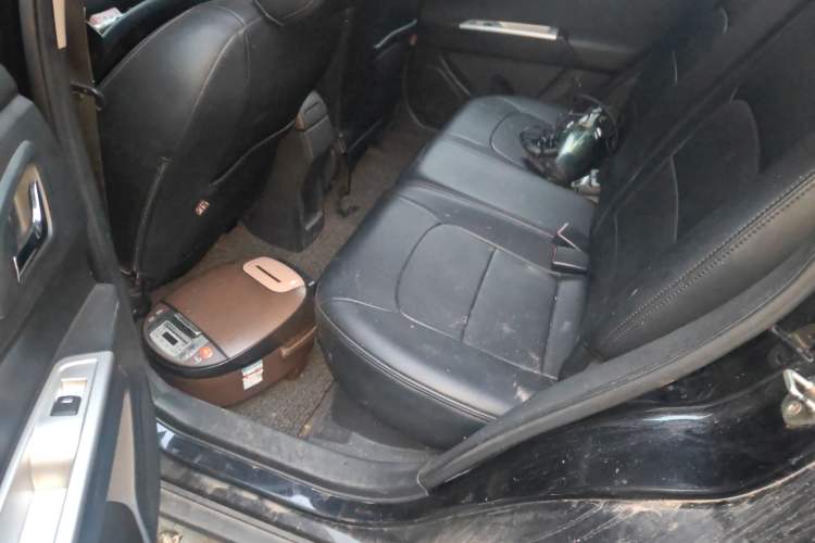 Used Dongfeng Aeolus AX3 2016 1.5L Automatic Shangkue Model
