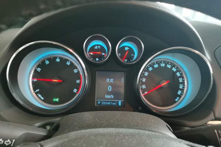 Used Buick Regal 2014 2.0L Leading Fashion Edition Instrument Cluster