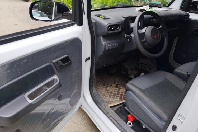 Used Wuling Zhiguang New Energy 2025 Standard Model Driver Seat