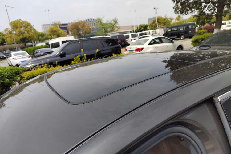 Used Volvo S90 2025 B5 Zhiyuan Luxury Edition Roof