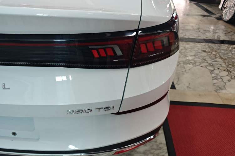 Used Volkswagen Lamando 2024 Lavida L 280TSI DSG Cool & Spicy Edition