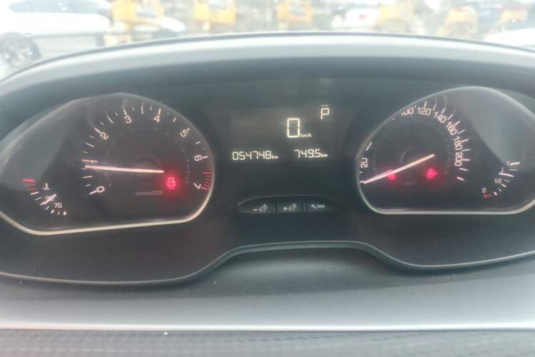 Used Peugeot 2008 2016 230THP Automatic Fashion Edition Instrument Cluster