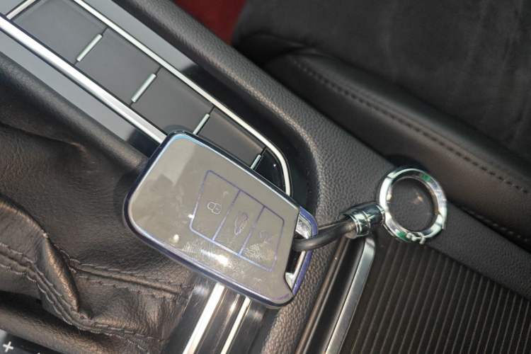 Used Volkswagen Magotan 2018 330TSI DSG Luxury Model