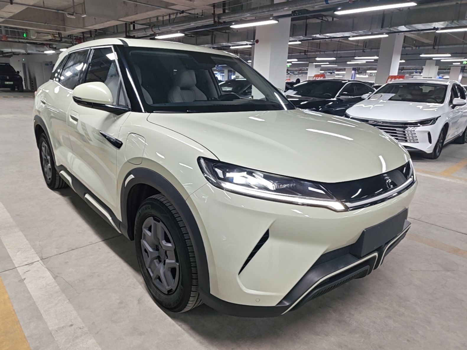 BYD Yuan UP 2024 401 km Active Version — снимка 3