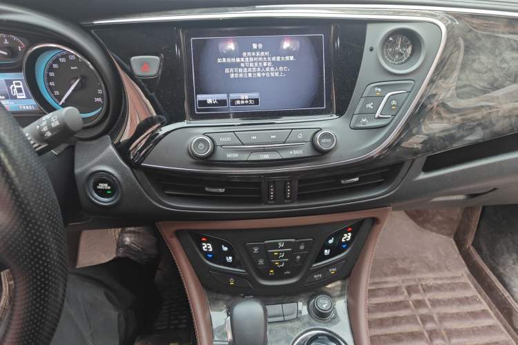 Used Buick Envision 2014 28T Four-Wheel Drive Luxury Model