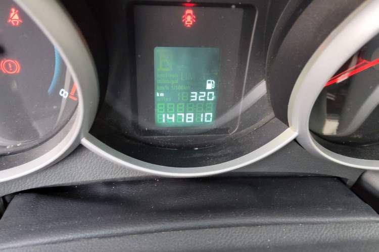 Used Chevrolet Cruze 2014 1.6L SL Millionth Anniversary Edition MT