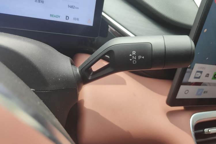 Used Geely Galaxy L6 2025 EM-i 140km Starship Edition
