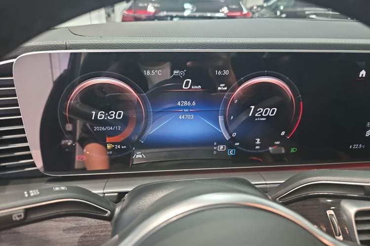 Used Mercedes-Benz GLE 2023 GLE 350 4MATIC Stylish Model Instrument Cluster