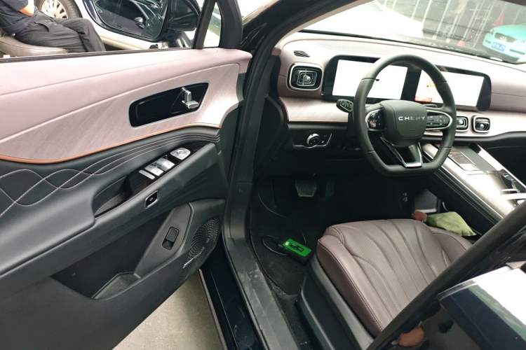 Used Chery Tiggo 9 C-DM 2025 1.5T 106KM Enjoy Edition 5 Seats Lithium-Ion Battery Driver Seat