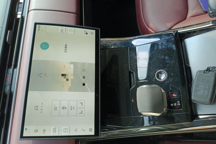 Used Land Rover Range Sport 2024 400PS Dynamic SE Audio And AC Panel