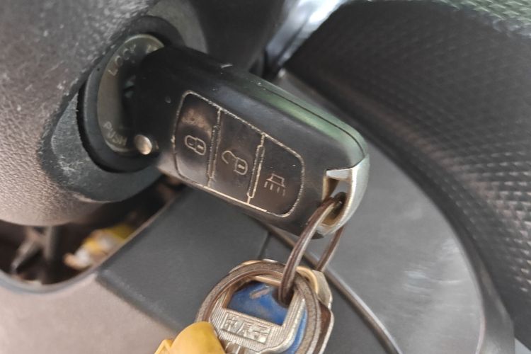 Used Great Wall Wingle 5 2017 2.0T European Version Diesel Two-Wheel Drive Advanced Large Double-Cab GW4D20E
