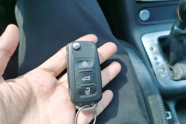 Used Volkswagen Tiguan 2012 1.8TSI Automatic All-Wheel Drive Elite Edition Vehicle Key