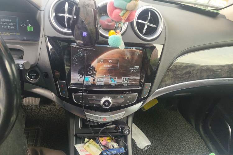 Used BYD Tang New Energy 2015 2.0T Four-Wheel-Drive Flagship Model Audio And AC Panel