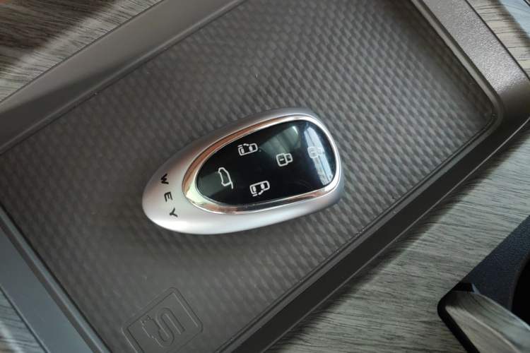 Used Wey Gaoshan 2025 Four-Wheel Drive Alpine 8 Vehicle Key