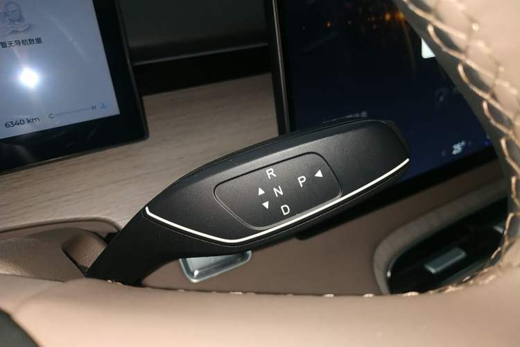 Used Chery Tiggo 8 PLUS 2025 290TGDI DCT Prestige 5-Seater