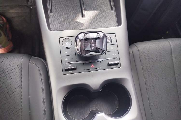 Used BYD Qin PLUS 2025 DM-i Smart Drive 55KM Leading Model
