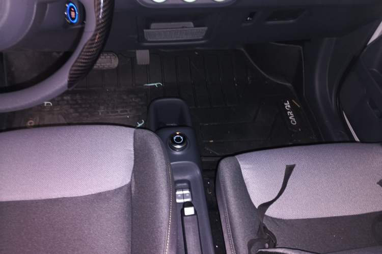 Used Wuling Zhiguang New Energy 2025 Model 305km Ambitious Edition Gear Lever