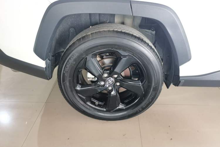 Used Toyota RAV4 2022 Dual-Engine 2.5L E-CVT Four-Wheel Drive Elite Plus Edition